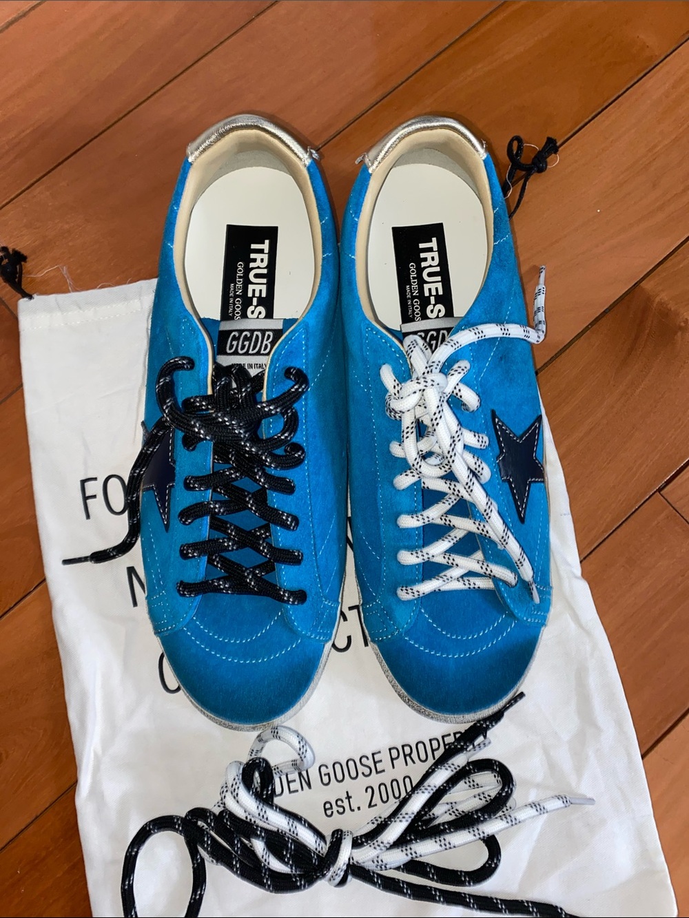 Golden Goose True- Star Blue Suede Men's Sneakers